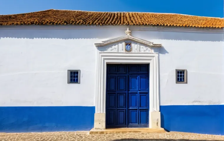 앙골라의 유명 건축물 - Image Prompt 1: Portuguese Colonial Grandeur with Azulejos** 앙골라의 유명 건축물 - Image Prompt 1: Portuguese Colonial Grandeur with Azulejos**